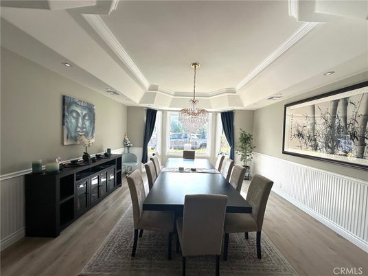 Chandelier, Dining room, Interior, Recessed Lighting, Wood Texture Flooring