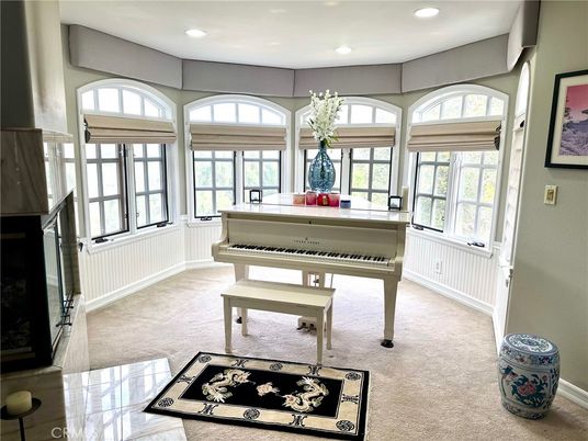 Interior, Piano, Recessed Lighting