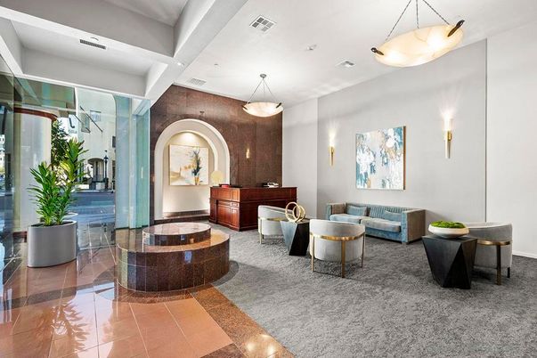 Interior, Living room, Pendant Lights, Recessed Lighting