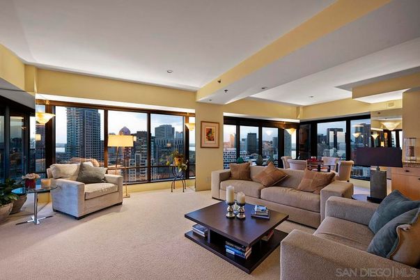 Dining room, Interior, Living room, Recessed Lighting