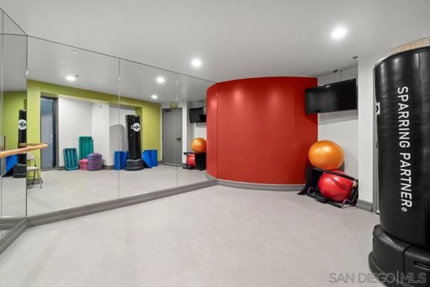 Fitness Equipment, Interior, Recessed Lighting