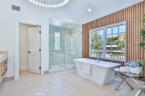 Bathroom, Free Standing Baths, Glass Shower, Interior, Recessed Lighting