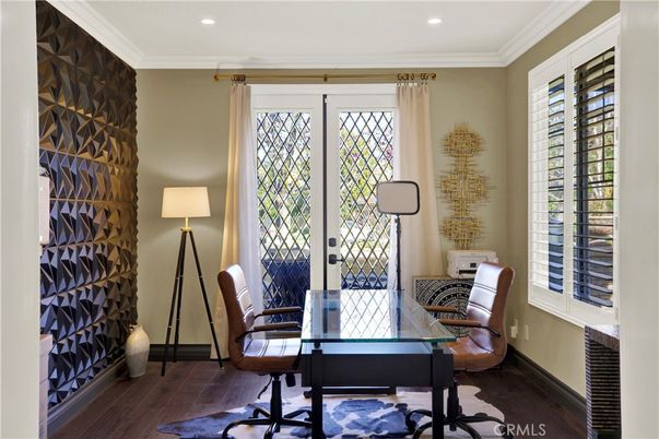 Home Office, Interior, Recessed Lighting, Wood Texture Flooring