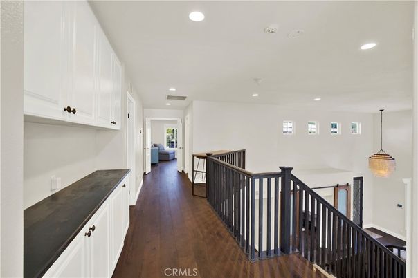 Interior, Pendant Lights, Recessed Lighting, Wood Texture Flooring