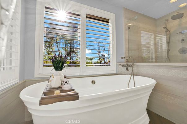 Bathroom, Free Standing Baths, Glass Shower, Interior, Recessed Lighting