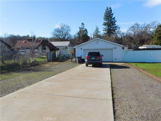 Backyard, Detached Garage, Exterior