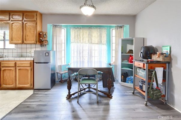 Dining room, Interior, Kitchen, Tile Countertops, Wood Texture Flooring