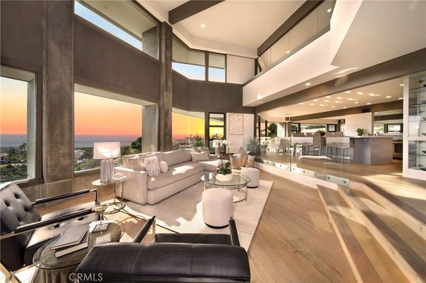 Interior, Living room, Recessed Lighting, Water, Wood Texture Flooring
