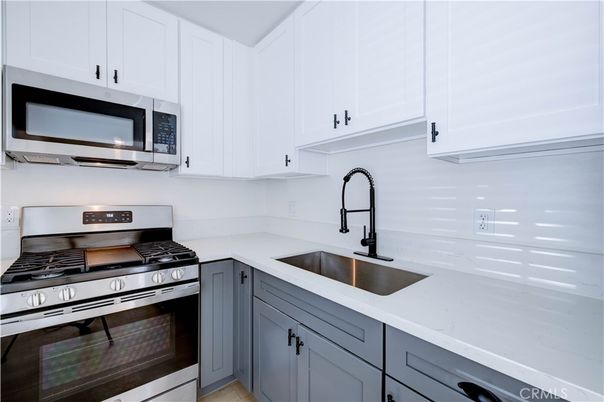 Interior, Kitchen, Stainless Steel Appliances