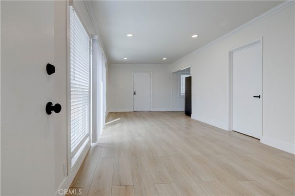 Empty room, Interior, Recessed Lighting, Wood Texture Flooring