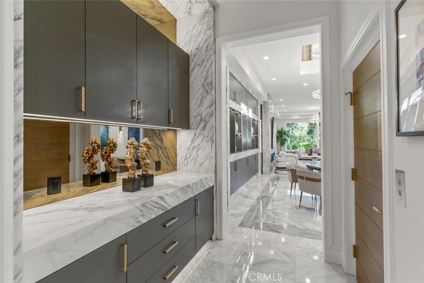 Dining room, Interior, Kitchen, Marble, Marble Walls, Recessed Lighting