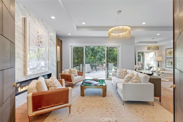 Fireplace, Interior, Living room, Pendant Lights, Recessed Lighting