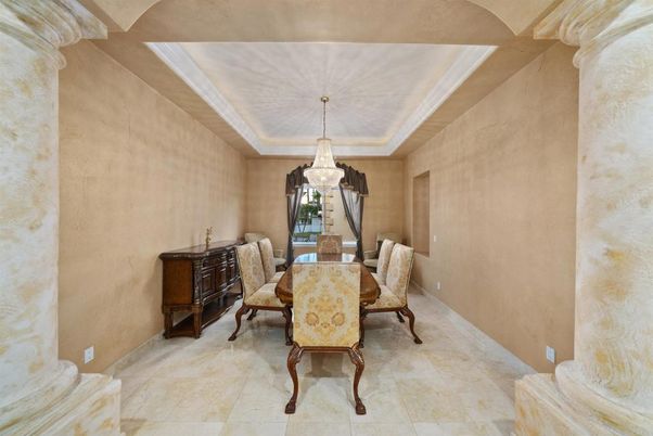 Chandelier, Dining room, Interior