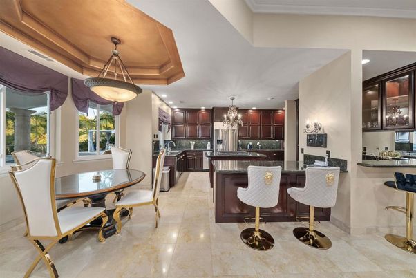 Chandelier, Dining room, Interior, Kitchen, Recessed Lighting