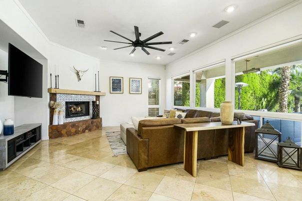Fireplace, Interior, Living room, Recessed Lighting
