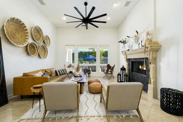 Fireplace, Interior, Living room, Pendant Lights, Recessed Lighting