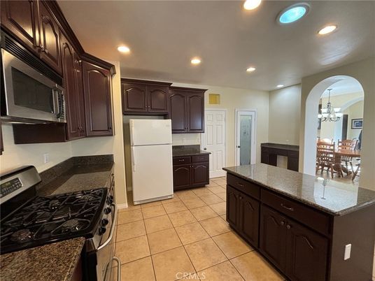 Chandelier, Dining room, Interior, Kitchen, Recessed Lighting