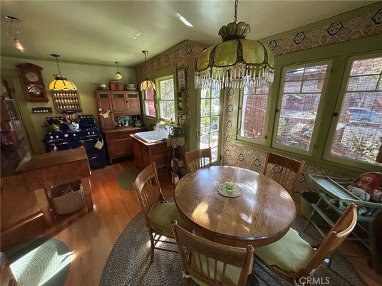 Dining room, Interior, Kitchen, Pendant Lights, Wood Texture Flooring