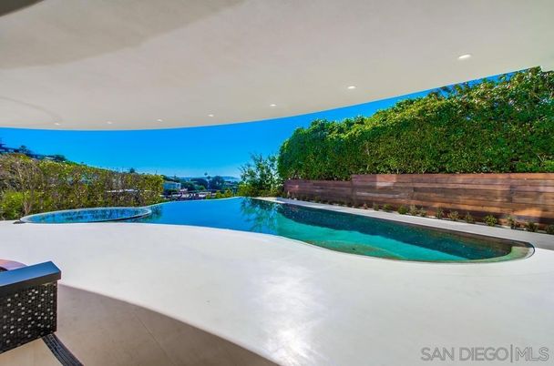 Exterior, Pool, Recessed Lighting, Water