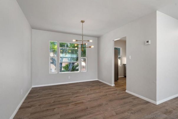 Empty room, Interior, Pendant Lights, Wood Texture Flooring