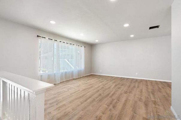 Empty room, Interior, Recessed Lighting, Wood Texture Flooring
