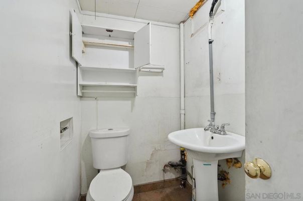 Bathroom, Interior