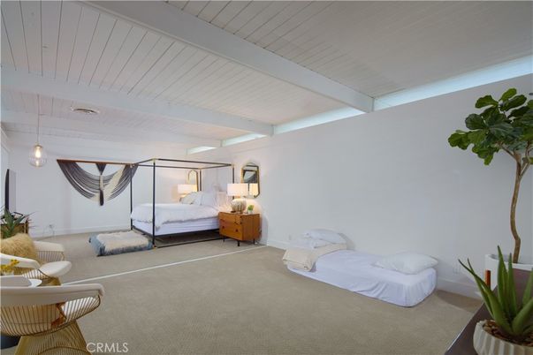 Bedroom, Interior, Pendant Lights