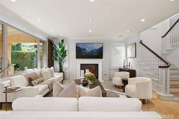 Fireplace, Interior, Living room, Recessed Lighting