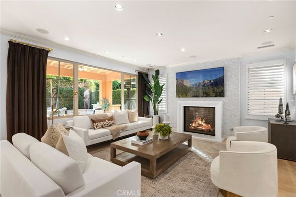 Fireplace, Interior, Living room, Recessed Lighting