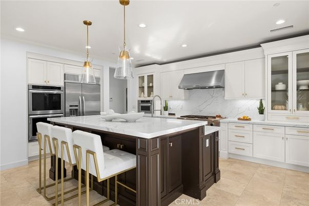 Interior, Kitchen, Pendant Lights, Recessed Lighting, Stainless Steel Appliances