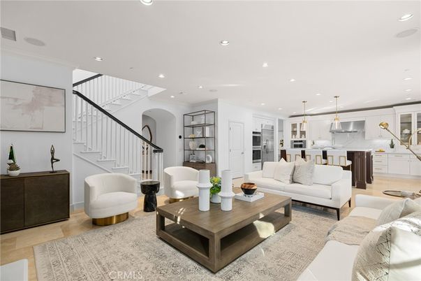 Interior, Kitchen, Living room, Pendant Lights, Recessed Lighting, Stainless Steel Appliances