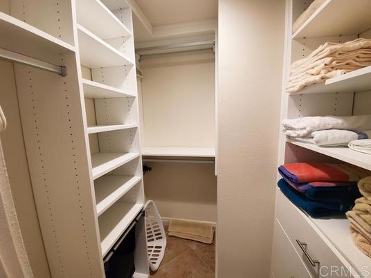Interior, Walk-in Closets