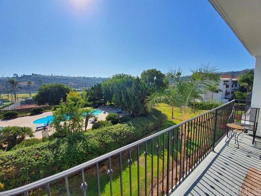 Exterior, Pool, Other