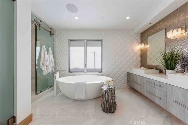 Bathroom, Dual Sink Vanities, Free Standing Baths, Glass Shower, Interior, Marble, Recessed Lighting