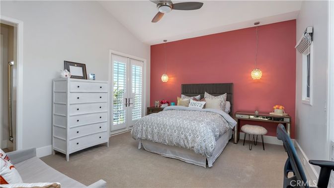 Bedroom, Interior, Pendant Lights