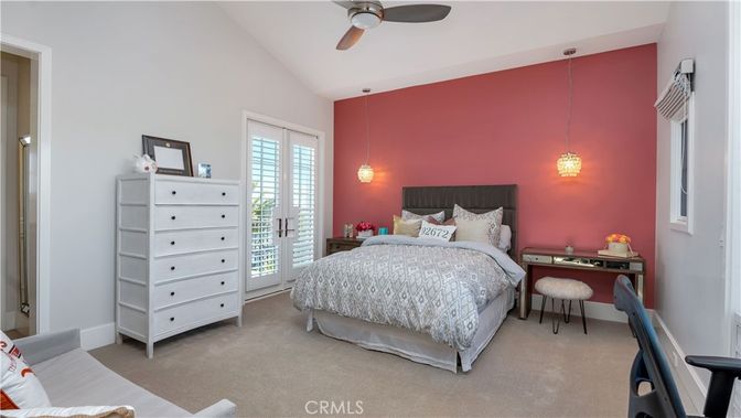 Bedroom, Interior, Pendant Lights