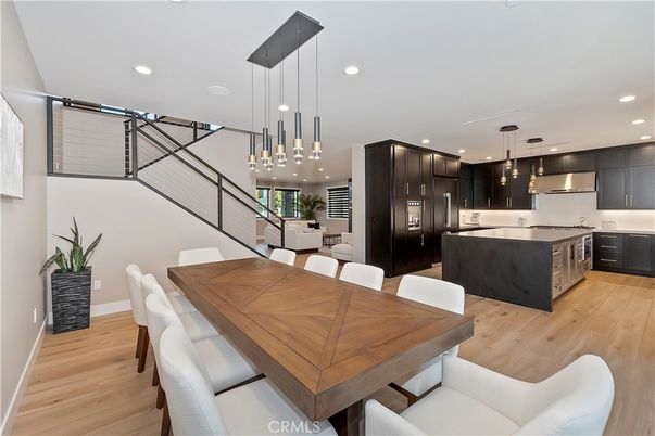Dining room, Interior, Kitchen, Pendant Lights, Recessed Lighting, Wood Texture Flooring