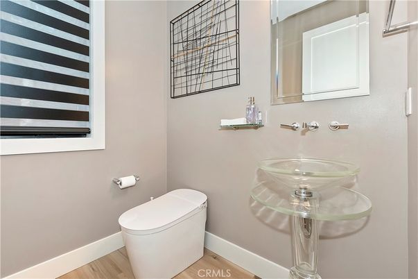 DE Listing image placeholder