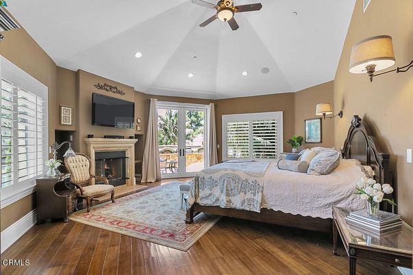 Bedroom, Fireplace, Interior, Recessed Lighting, Wood Texture Flooring