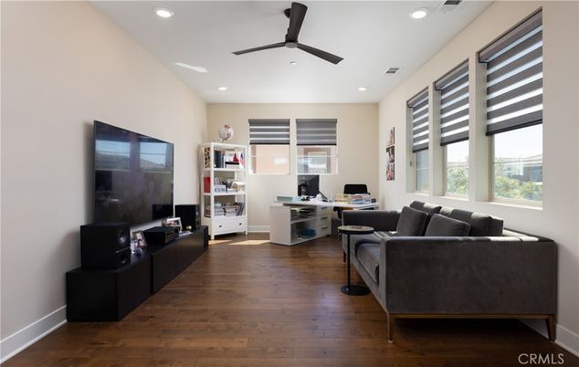 Home Office, Interior, Living room, Recessed Lighting, Wood Texture Flooring