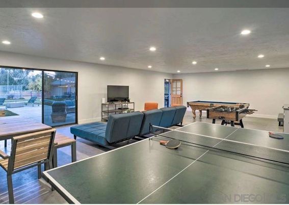 Billiard Table, Game Room, Interior, Recessed Lighting, Wood Texture Flooring