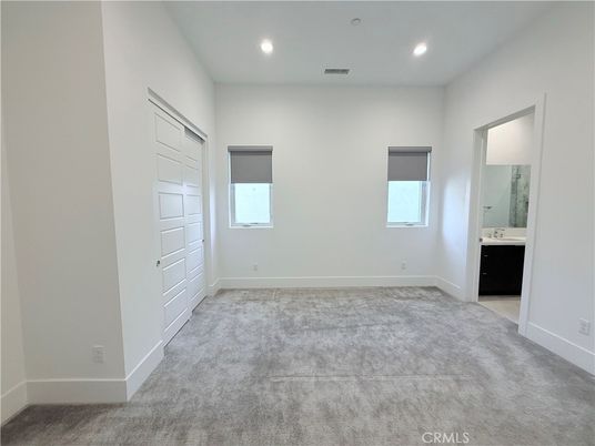 Bathroom, Empty room, Interior, Recessed Lighting