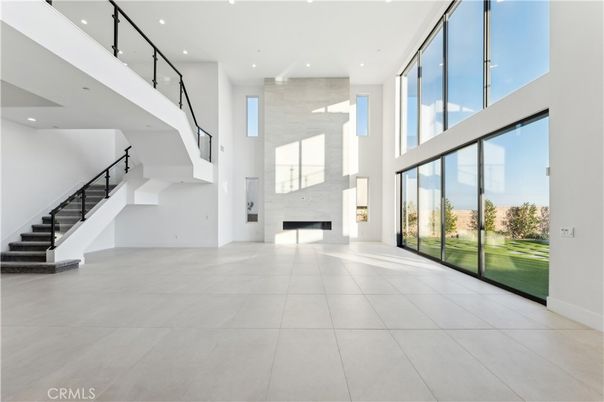 Fireplace, Interior, Recessed Lighting