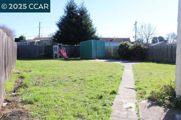 Backyard, Exterior, Playground