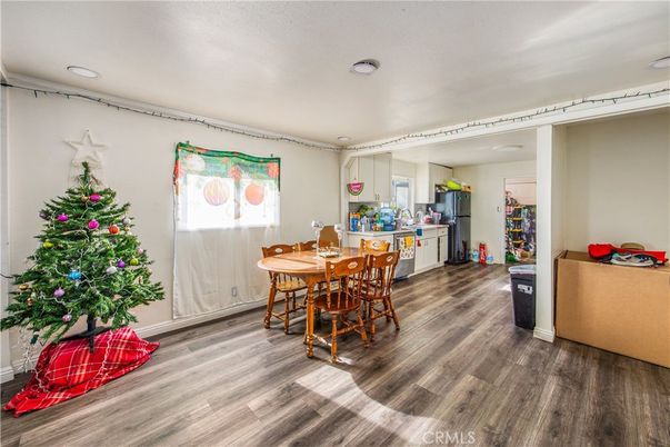 Dining room, Interior, Kitchen, Recessed Lighting, Wood Texture Flooring