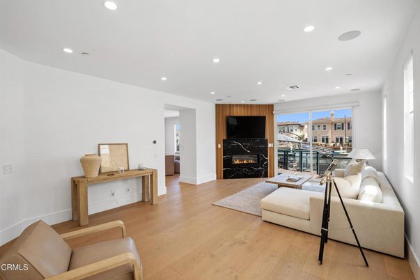 Fireplace, Interior, Living room, Recessed Lighting, Wood Texture Flooring