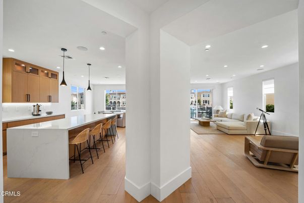 Interior, Kitchen, Living room, Pendant Lights, Recessed Lighting, Wood Texture Flooring