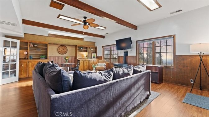 Interior, Living room, Recessed Lighting, Wooden Beams, Wood Texture Flooring