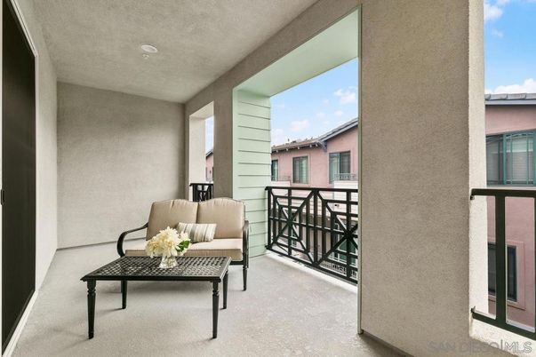 Exterior, Recessed Lighting