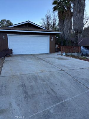 Detached Garage, Exterior